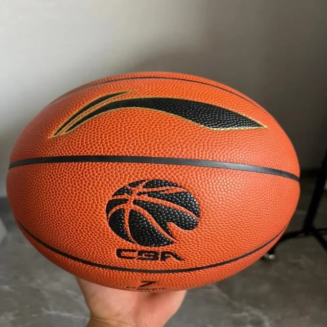 足球杯赛第2组焦点对决:阵容视角深度解析
